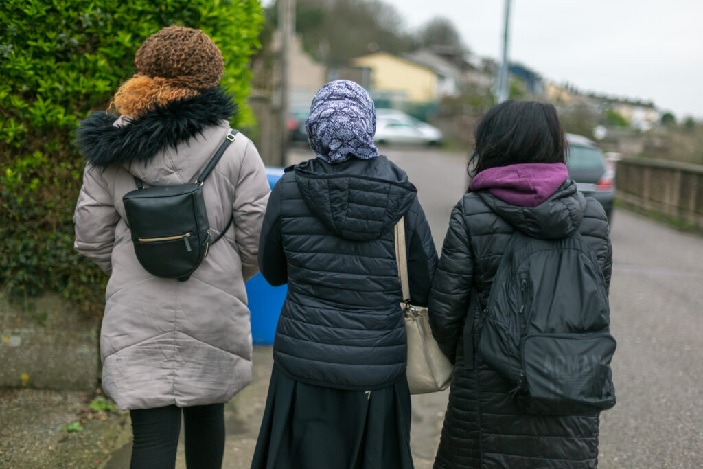 deportation order for 3 migrants